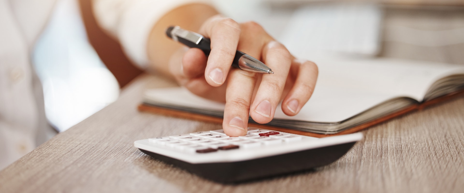 A Comprehensive Guide to Monitoring Progress towards Financial Goals